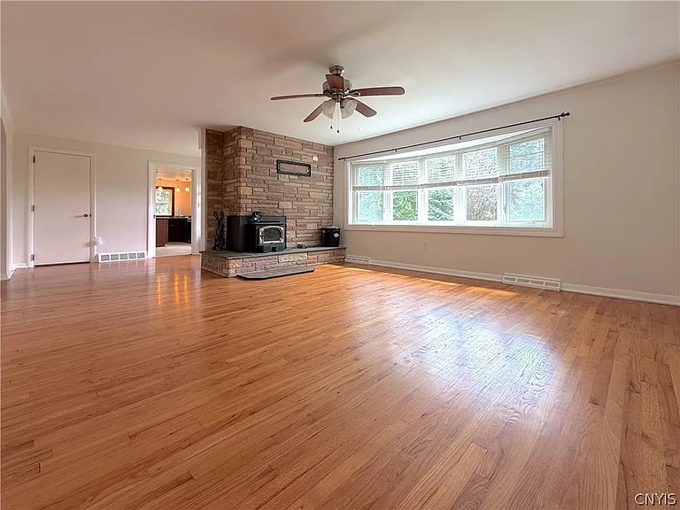 4055 Bristol Rd — Photo 20