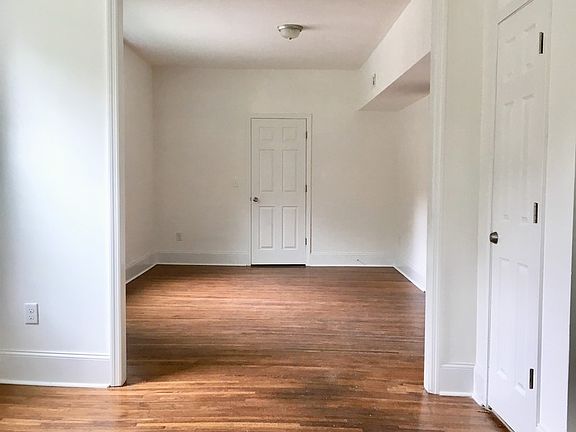 5th image of 501-503 S Harden St #501