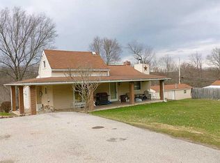 1476 Spring Run Rd Ext, Coraopolis, PA 15108