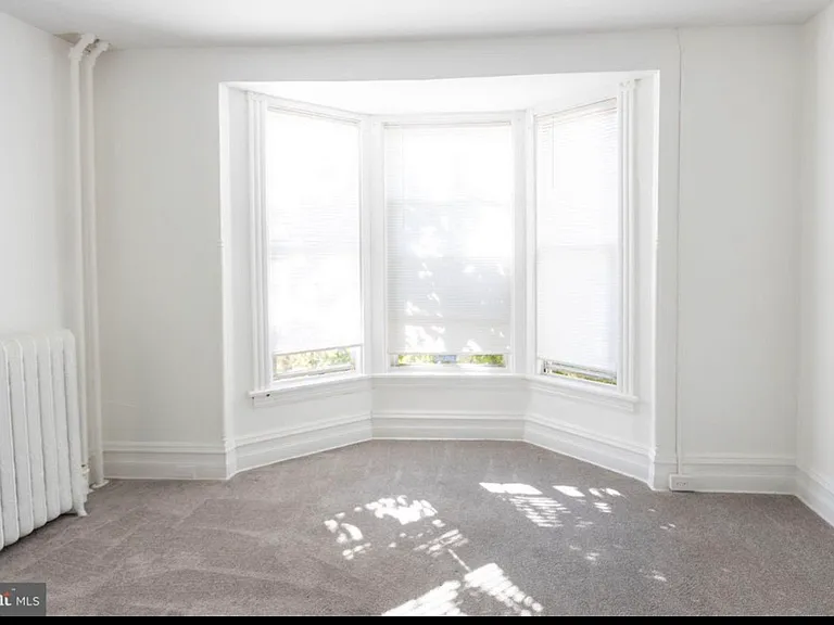 1017 Washington St #2 — Photo 8