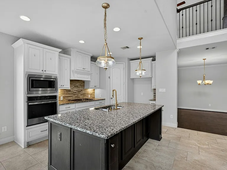 3311 Pleasant Hollow Ln — Photo 3