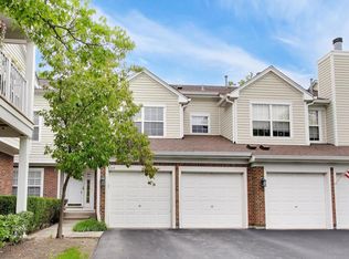 437 Grosse Pointe Cir Unit 437, Vernon Hills, IL 60061