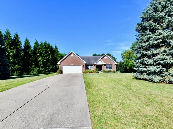 114 Sunrise Ln, Lizton, IN 46149