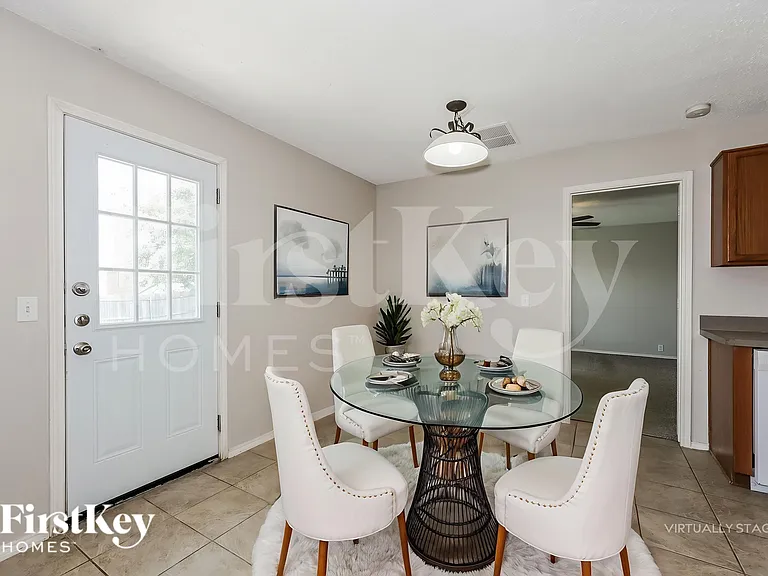 1600 Shady Shores Dr — Photo 6
