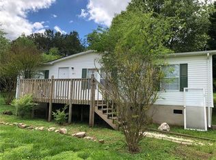 2833 Burnt Leaf Ln, Newton, NC 28658