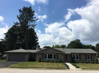 101 Graceland Dr, La Porte, IN