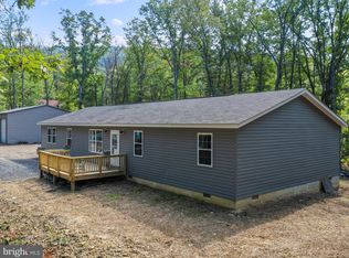 64 Big Bear Ln, Wardensville, WV 26851