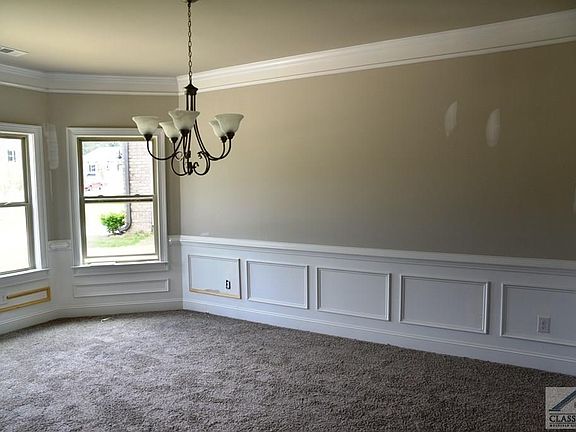 5th image of 1071 Pembrook Ln