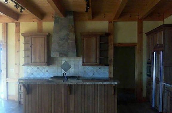 5th image of 222 Craggy Rock Ln