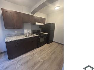 7146 S Lowe Ave #204, Chicago, IL 60621