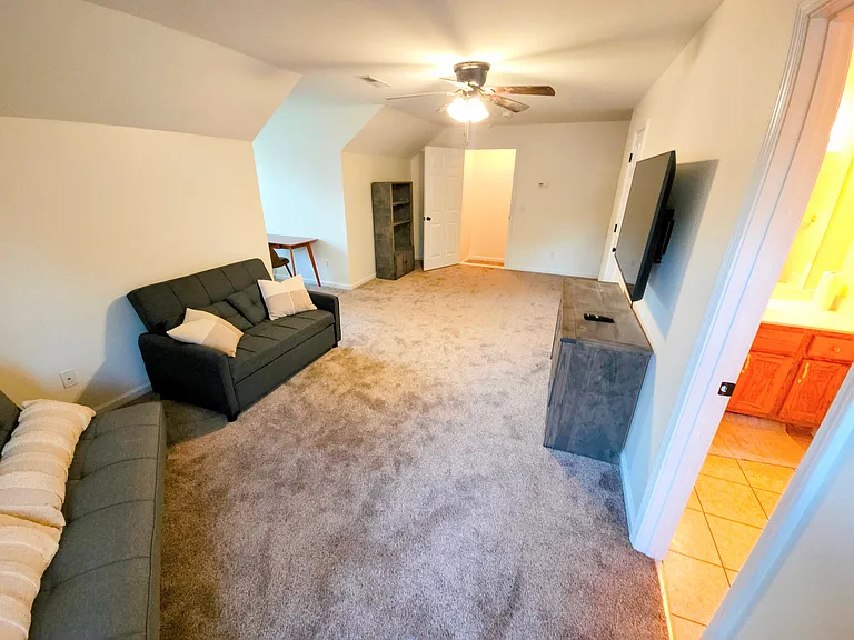 185 Lakewood Dr — Photo 40