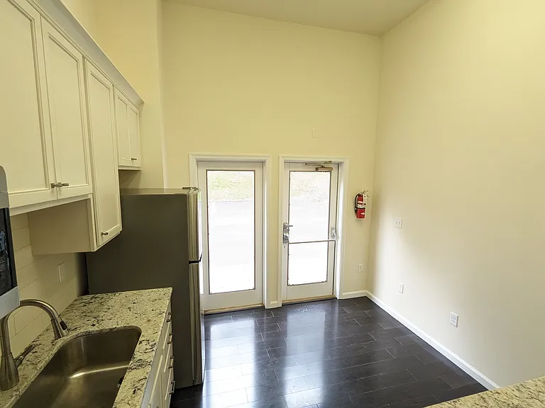 115 Imperial Dr #2 — Photo 10