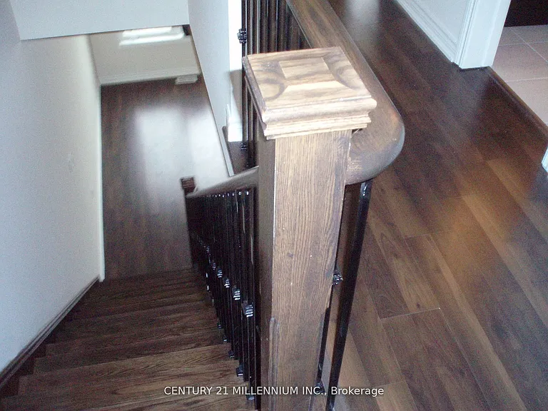 62 Magdalene Cres — Photo 9