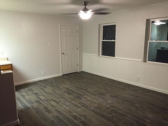 5th image of 1106 Glenn Dr
