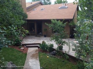 37 N Meadow View Ct, Glenwood Springs, CO 81601