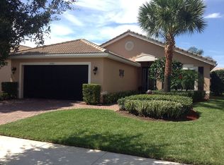 2080 Grey Falcon Cir SW, Vero Beach, FL 32962