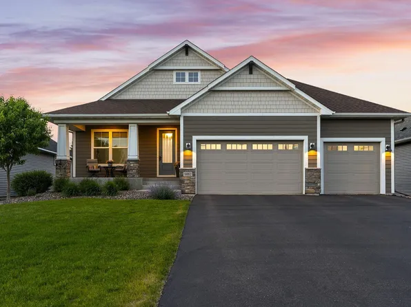9062 7th St N, Lake Elmo, MN 55042