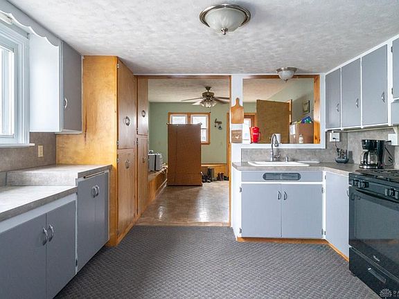 2nd image of 308 N Main St