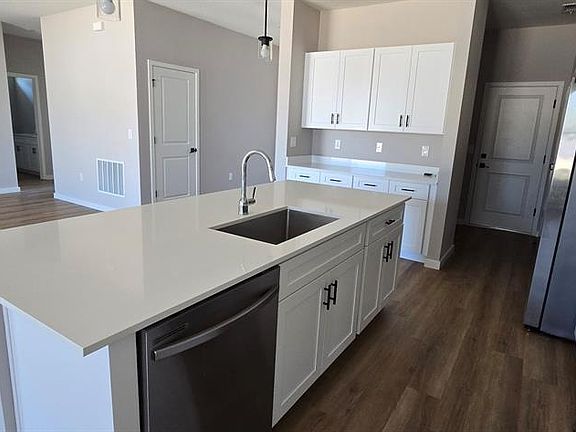 4th image of 9975 SW 39th Ter