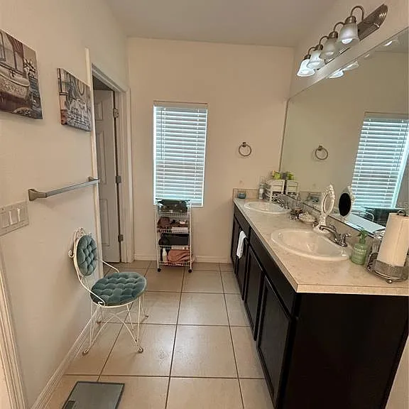 9213 Halsey Dr — Photo 9
