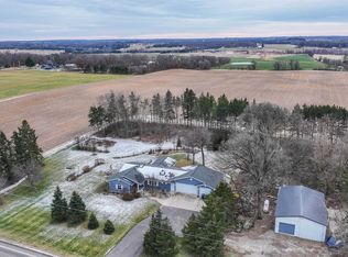 8325 County Road B, Amherst, WI 54406