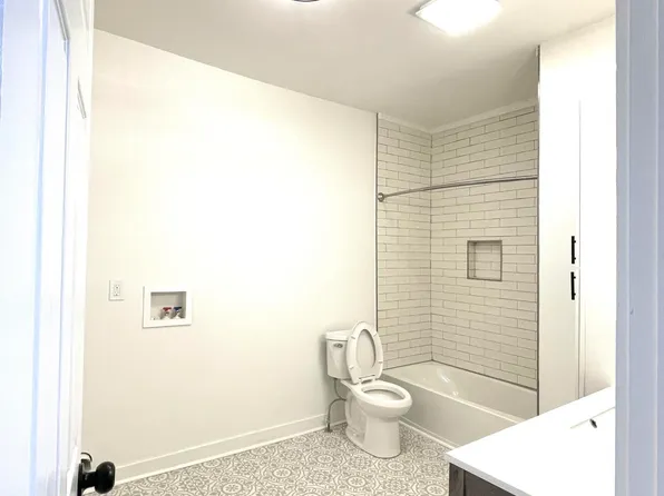224 Leonard Pl, Knoxville, TN 37917