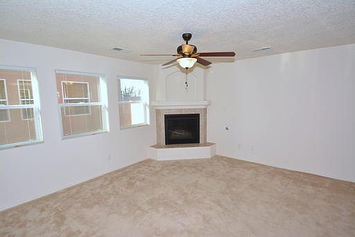 3rd image of 2067 Maywood Dr SE