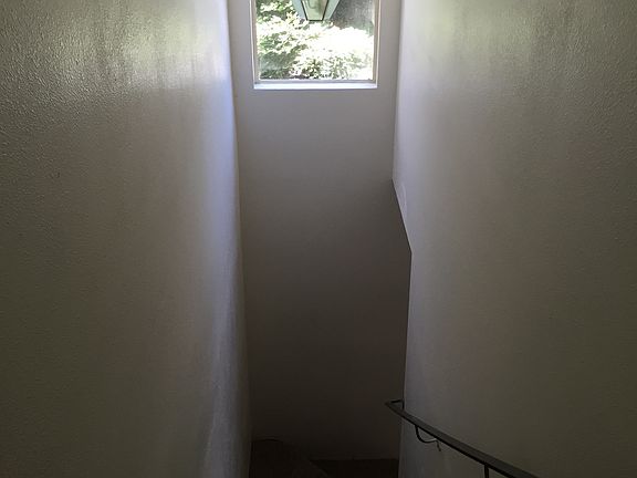 5th image of 1910 Grande Cir Unit 119