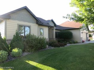 263 Northridge Pl NE, Owatonna, MN 55060