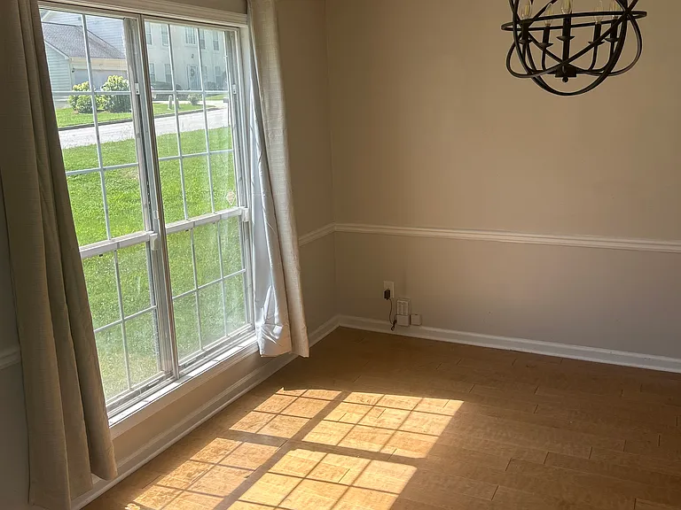 929 Stonemill Mnr — Photo 2
