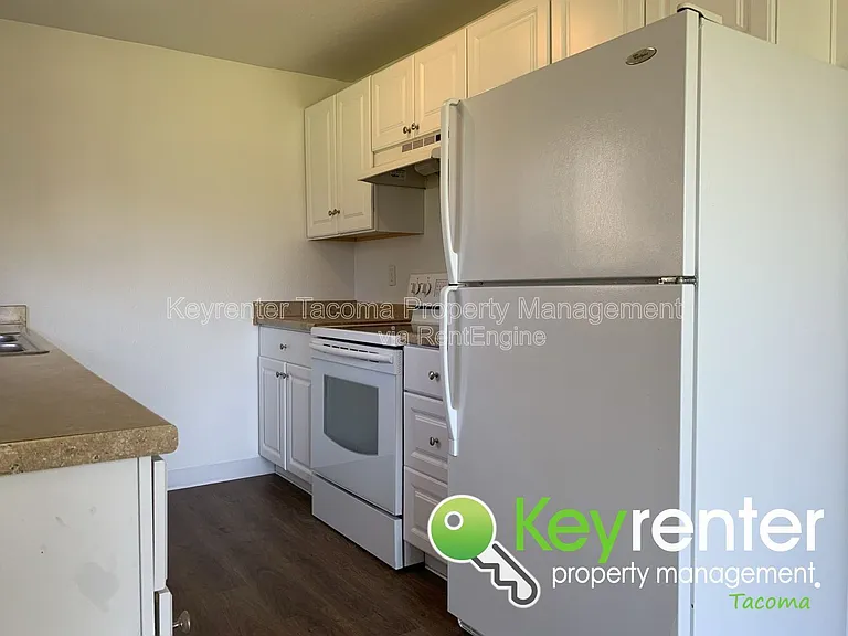 19606 9th Avenue Ct E — Photo 6