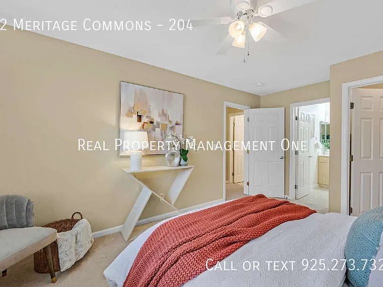32 Meritage Cmn #204 — Photo 25