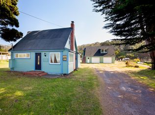 33375 Pacific Way, Fort Bragg, CA 95437