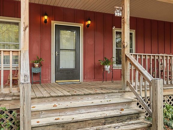 11th image of 6245 Green Town Rd