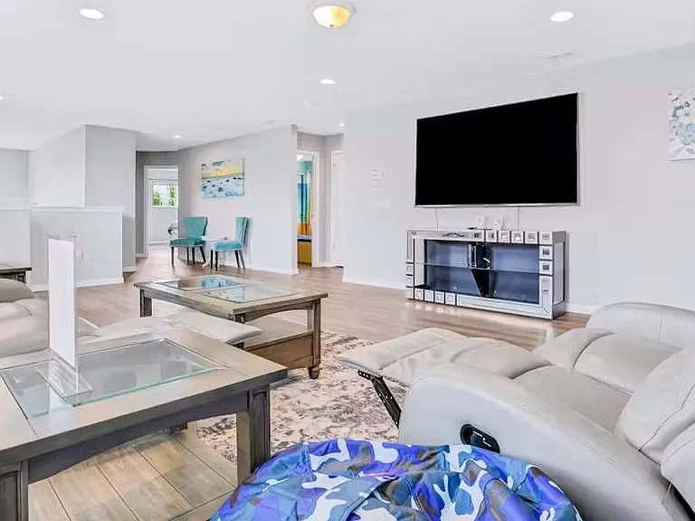 8969 Rhodes St #ID1039217P — Photo 23