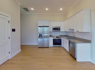 18 Highgate St #201E, Allston, MA 02134