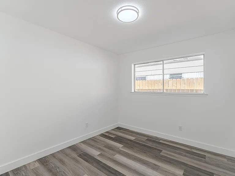 10126 Pine Moss Dr — Photo 23