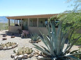 670 E Kanab Ln, Meadview, AZ 86444