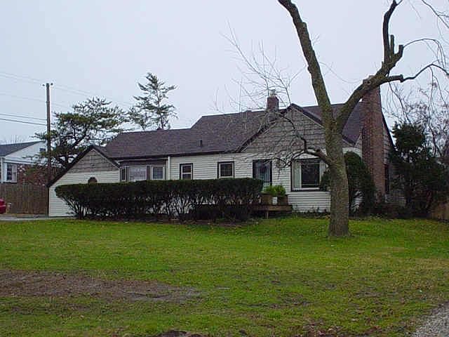 1st image of 3349 SE Byrd Dr