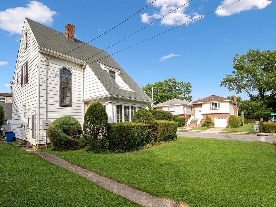 1st image of 271 Tulip Ave