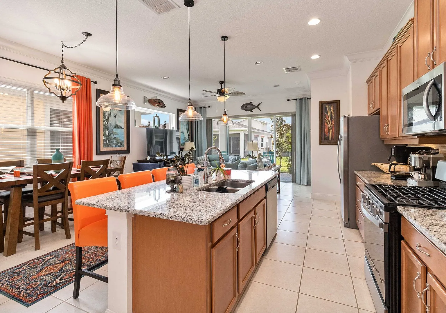 2557 Yellow Brick Rd — Photo 3