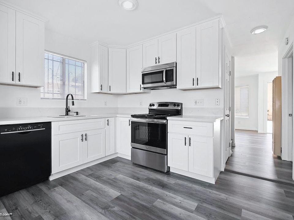 1st image of 3072 44th St #A