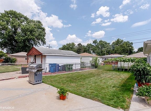 2nd image of 8721 Tulley Ave