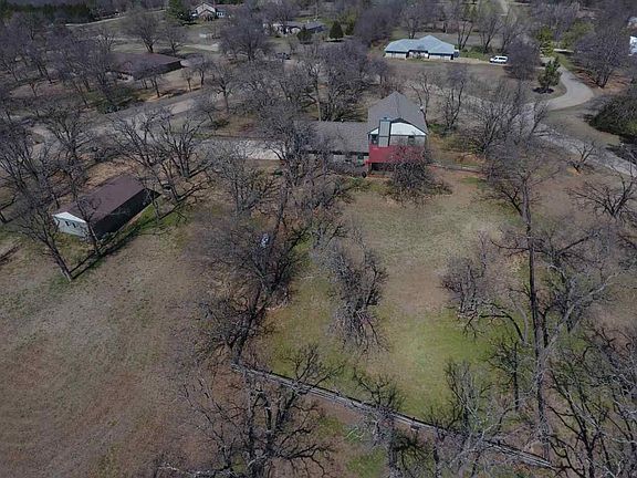 2nd image of 409 Ridgewood Rd