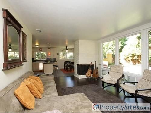 5th image of 88 Aiken Way