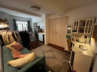 5 Tudor City Place, #1114