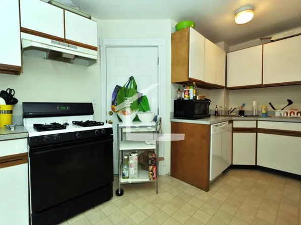 34 Linden St, Brookline, MA 02445