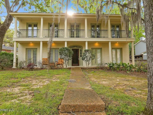 30 Moss Forest Cir, Jackson, MS 39211