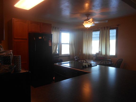 3rd image of 1056 4th Ave