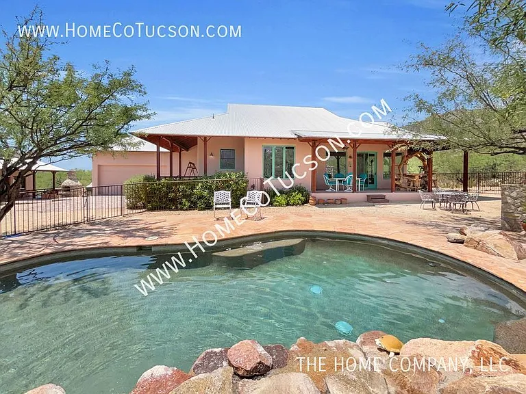 12235 E Horsehead Rd — Photo 2